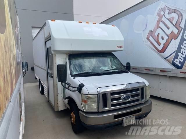 Ford E-350 Panel vans
