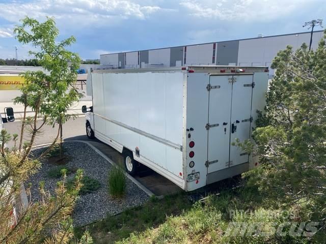 Ford E-350 Panel vans