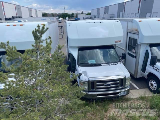 Ford E-350 Panel vans