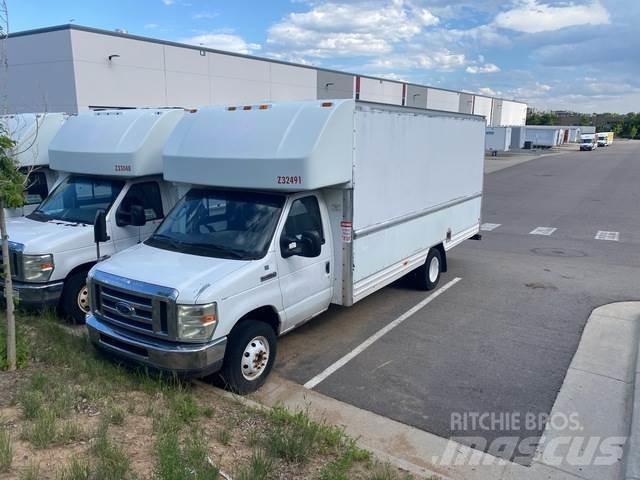 Ford E-350 Panel vans