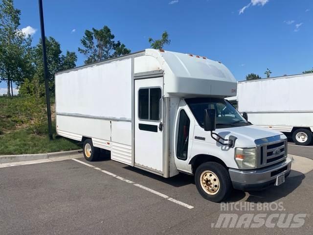 Ford E-350 Panel vans