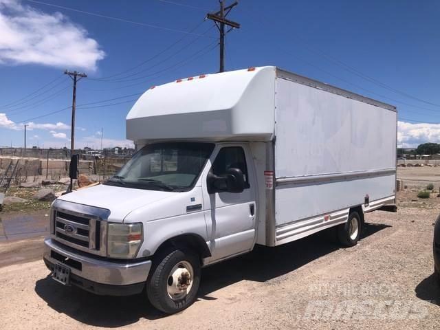 Ford E-350 Panel vans