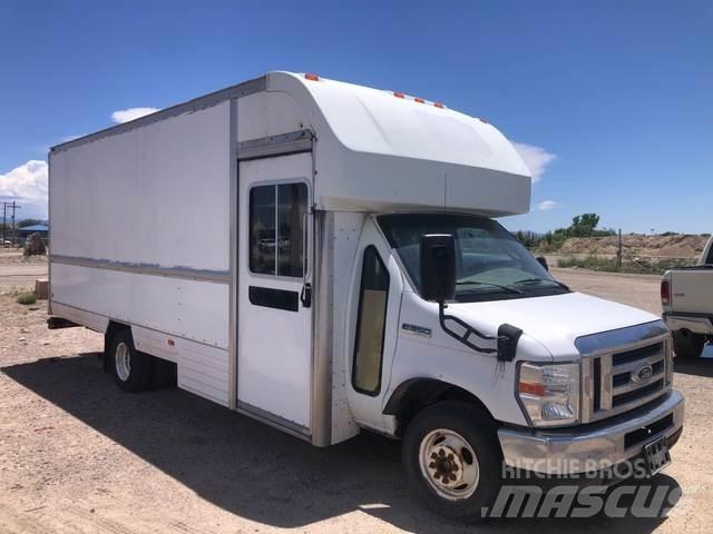 Ford E-350 Panel vans