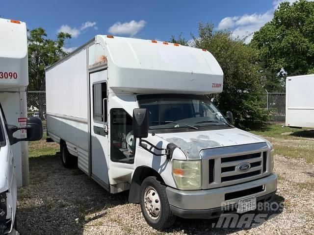 Ford E-350 Panel vans