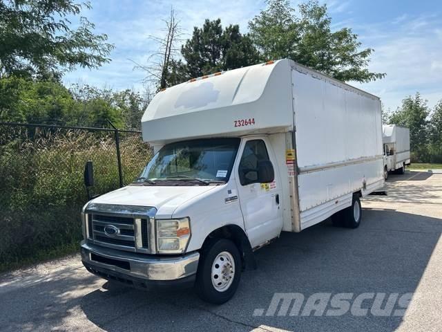 Ford E-350 Panel vans