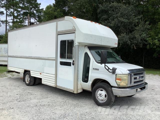 Ford E-350 Panel vans