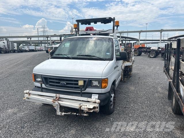 Ford E-350 Municipal / general purpose vehicles