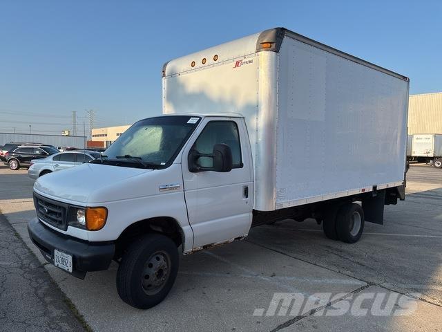 Ford E-350 Panel vans