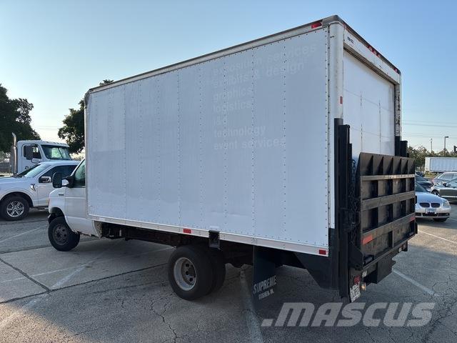 Ford E-350 Panel vans