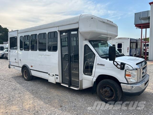 Ford E-450 Mini buses