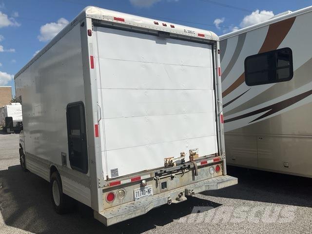 Ford E-450 Box body trucks
