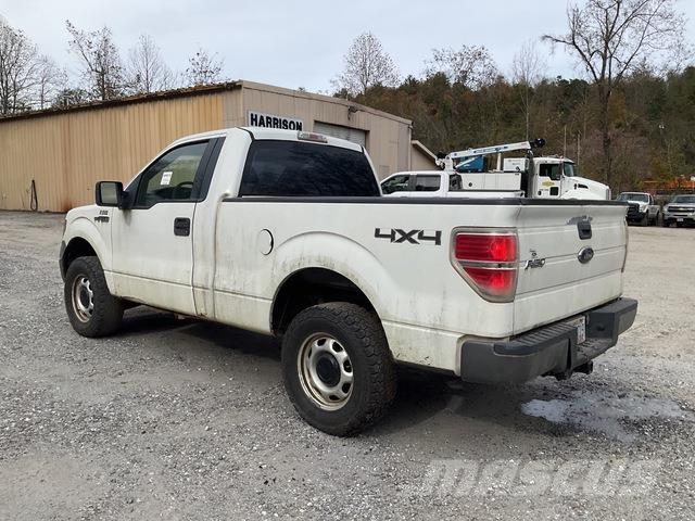 Ford F-150 Pick up/Dropside