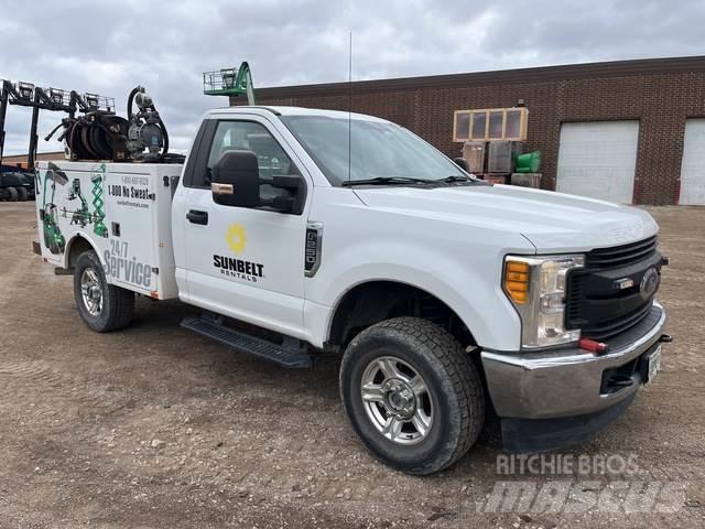 Ford F-250 Municipal / general purpose vehicles