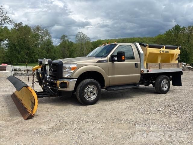 Ford F-250 Snow blades and plows