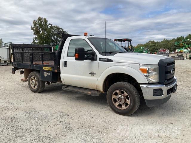 Ford F-250 Flatbed / Dropside trucks