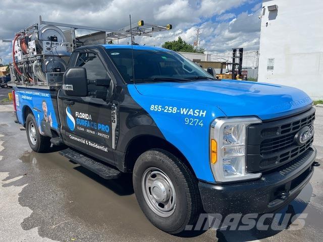 Ford F-250 Construction - Others