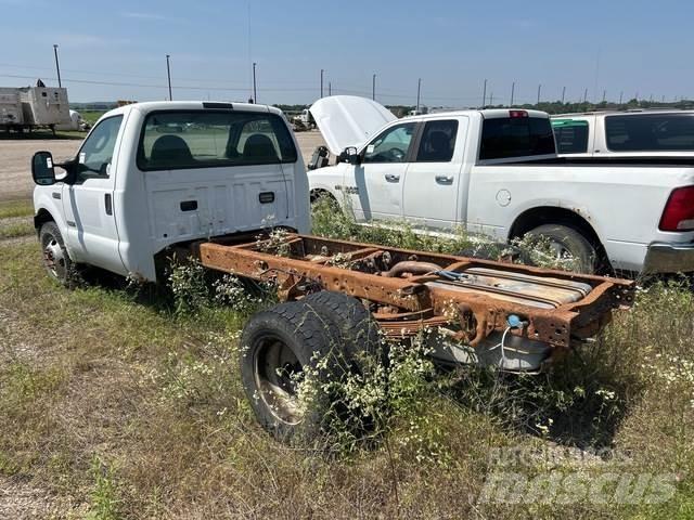 Ford F-350 Cabins and interior
