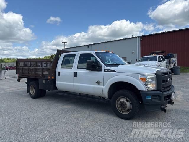 Ford F-350 Flatbed / Dropside trucks