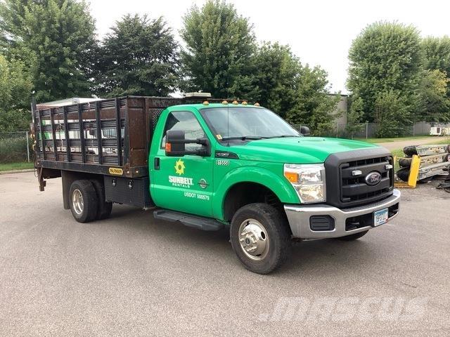 Ford F-350 Flatbed / Dropside trucks