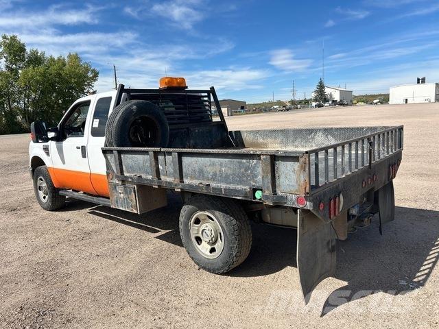Ford F-350 Flatbed / Dropside trucks