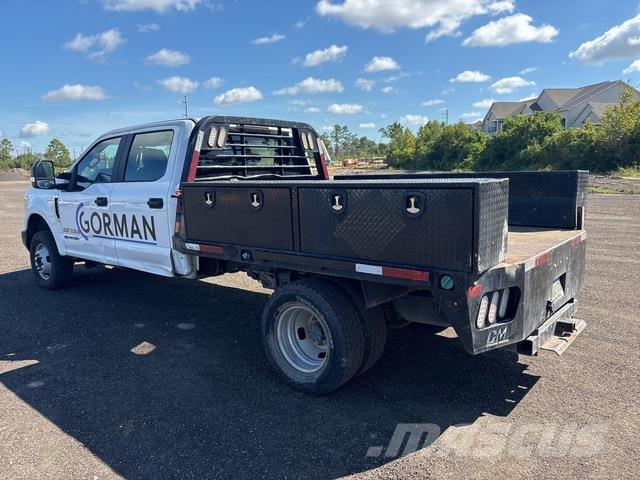 Ford F-350 Flatbed / Dropside trucks