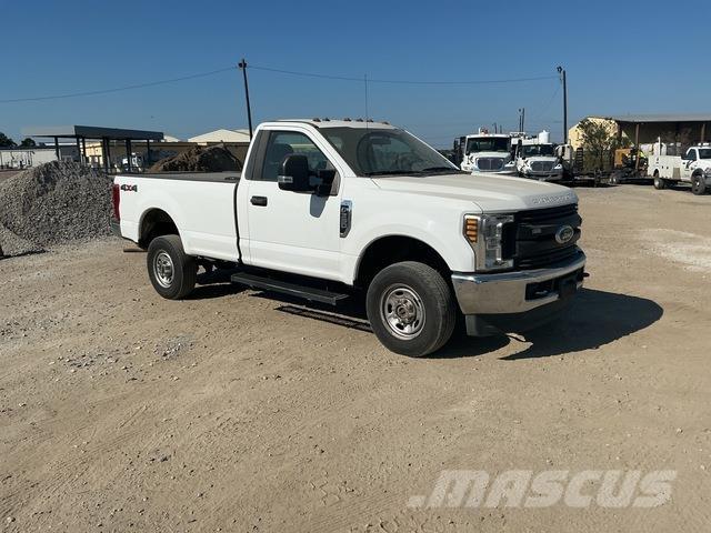 Ford F-350 Pick up/Dropside