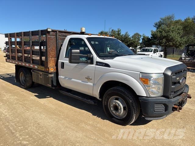 Ford F-350 Flatbed / Dropside trucks