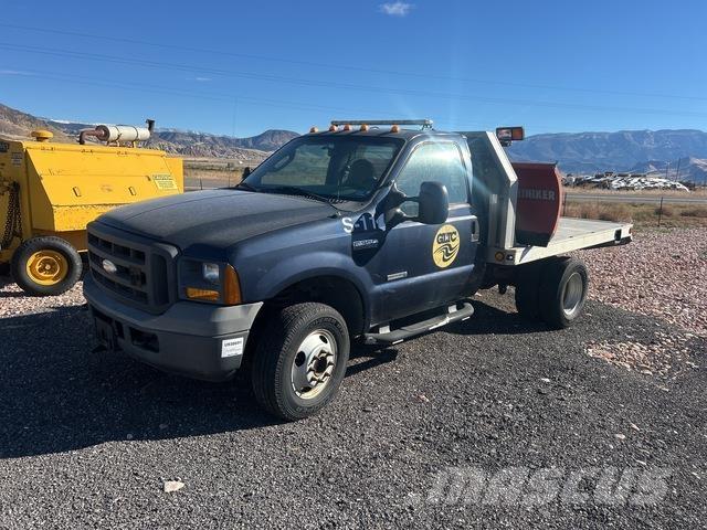 Ford F-350 Flatbed / Dropside trucks