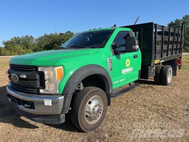 Ford F-450 Flatbed / Dropside trucks