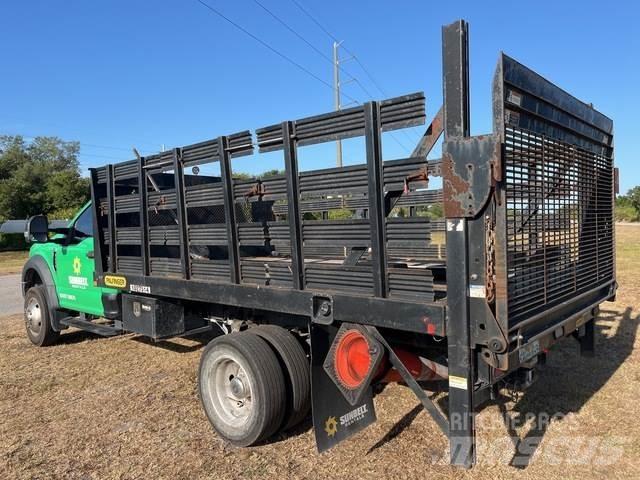 Ford F-450 Flatbed / Dropside trucks