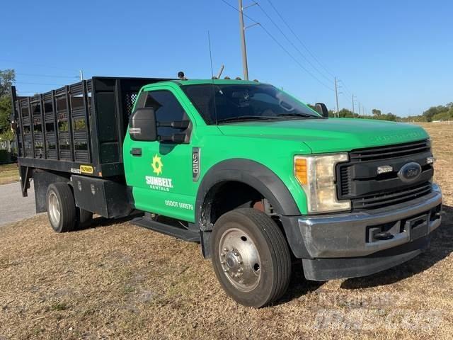 Ford F-450 Flatbed / Dropside trucks