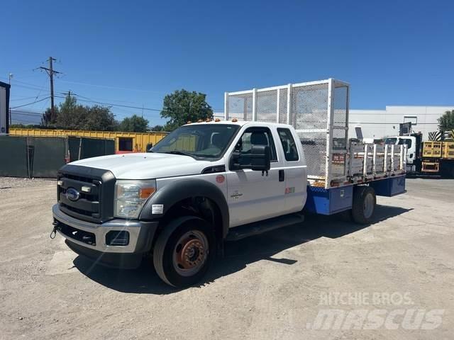 Ford F-450 Flatbed / Dropside trucks