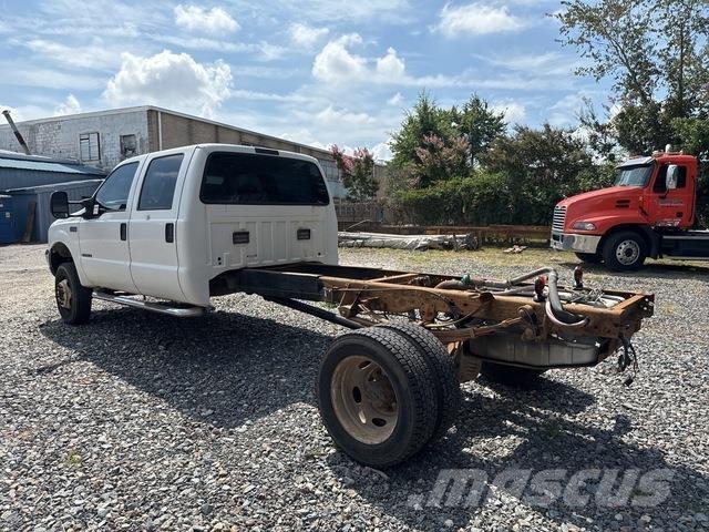 Ford F-450 Cabins and interior