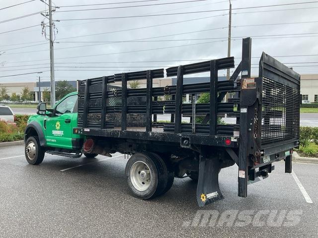 Ford F-450 Flatbed / Dropside trucks