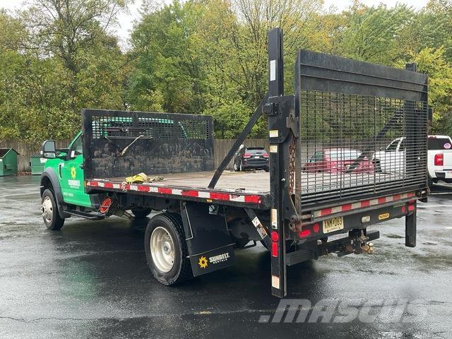 Ford F-450 Flatbed / Dropside trucks