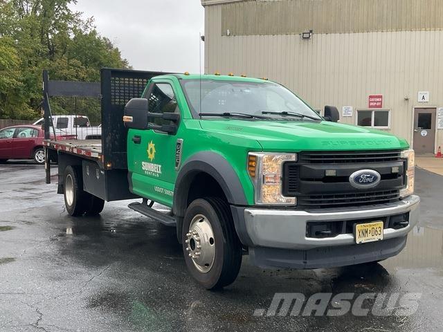 Ford F-450 Flatbed / Dropside trucks