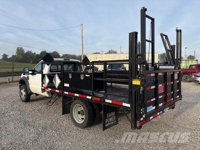 Ford F-450 Flatbed / Dropside trucks