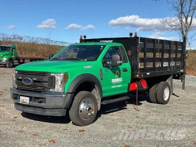Ford F-450 Flatbed / Dropside trucks