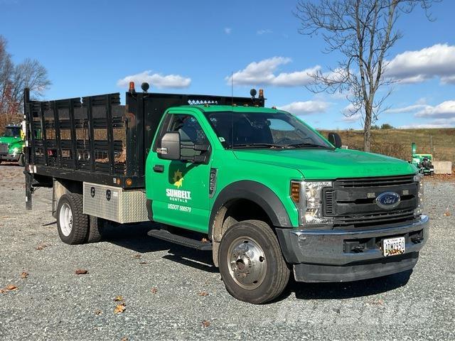 Ford F-450 Flatbed / Dropside trucks