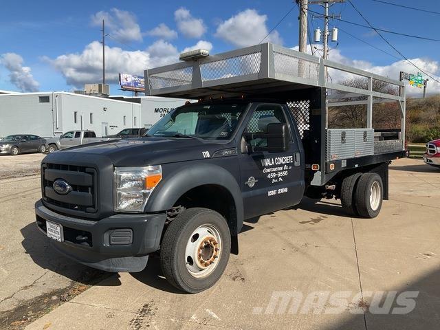 Ford F-450 Flatbed / Dropside trucks