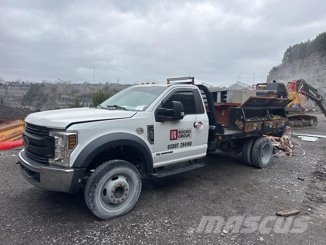Ford F-450 Flatbed / Dropside trucks