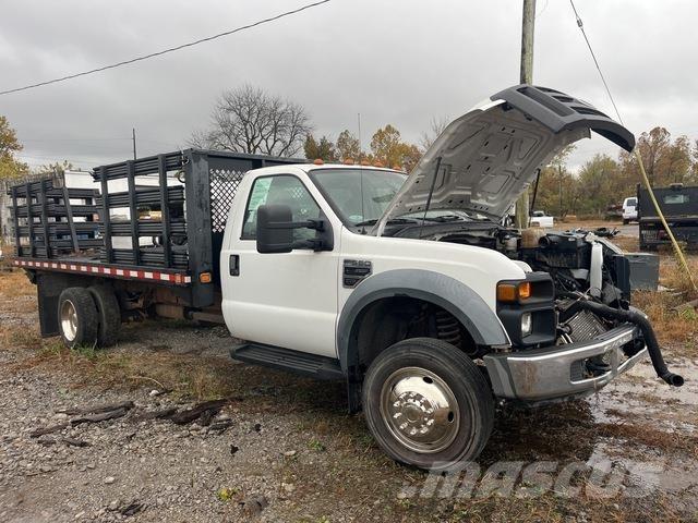 Ford F-550 Flatbed / Dropside trucks