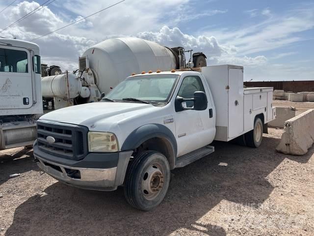 Ford F-550 Pick up/Dropside