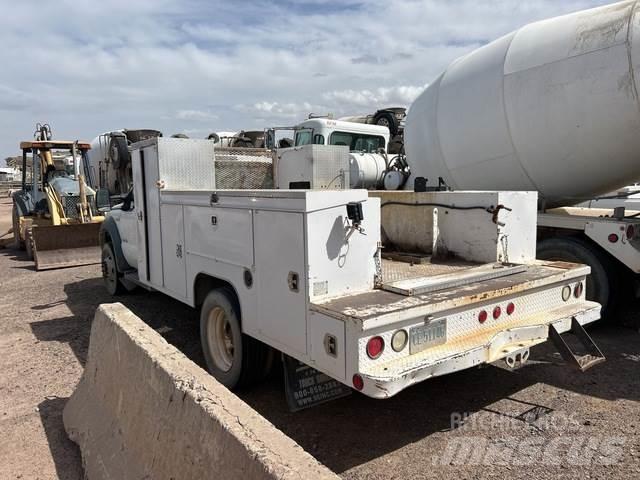 Ford F-550 Pick up/Dropside