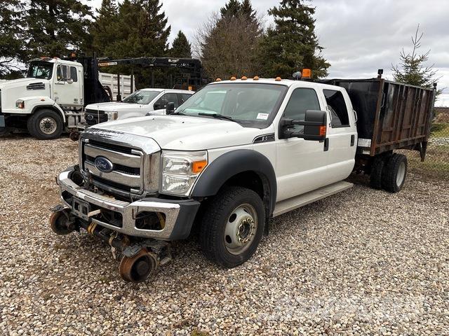 Ford F-550 Flatbed / Dropside trucks