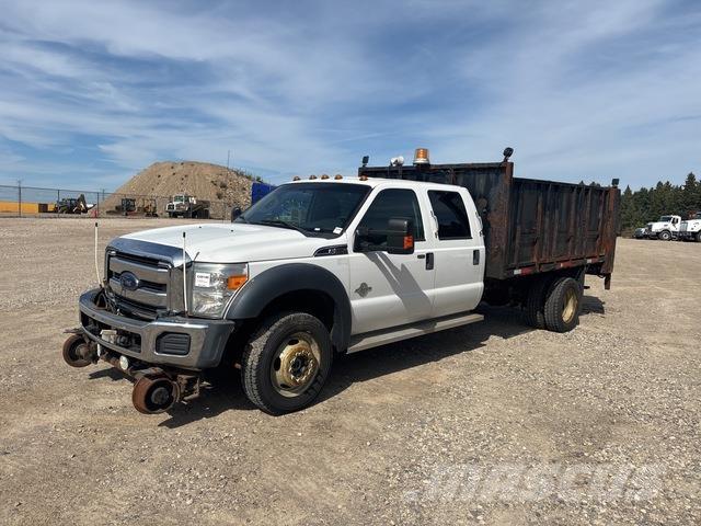 Ford F-550 Flatbed / Dropside trucks
