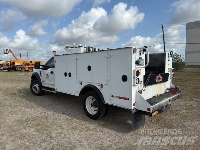 Ford F-550 Municipal / general purpose vehicles