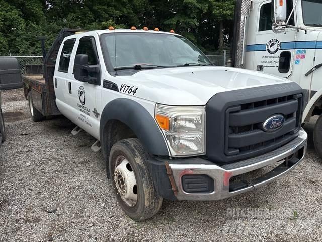 Ford F-550 Flatbed / Dropside trucks