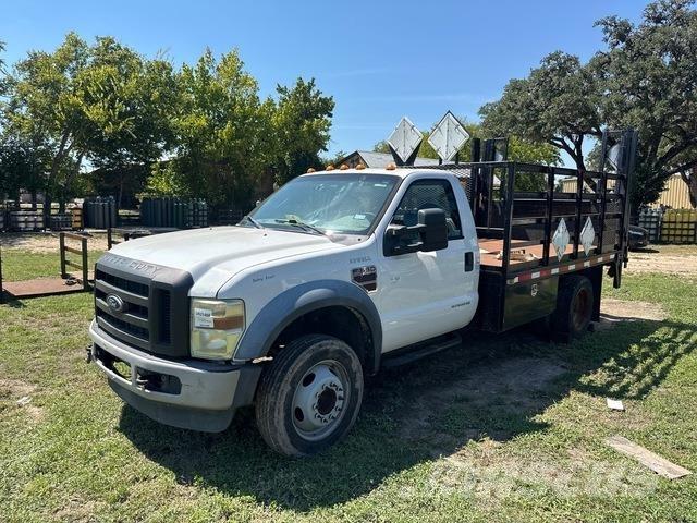 Ford F-550 Flatbed / Dropside trucks