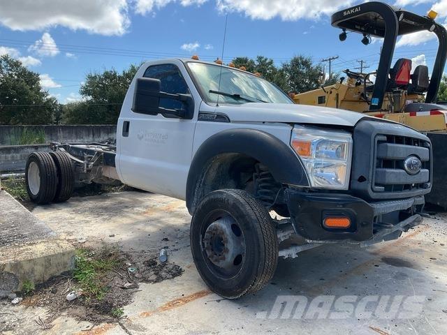 Ford F-550 Cabins and interior